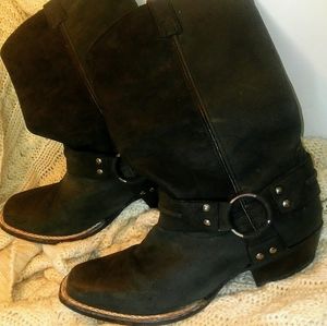 Square toe buckle boots
